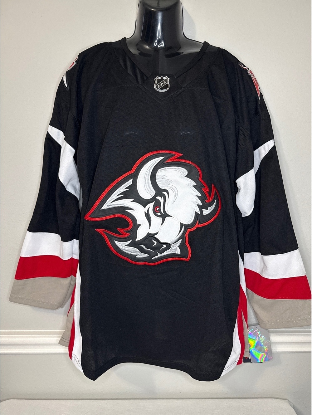 Buffalo Sabres Jersey Size Men’s XL